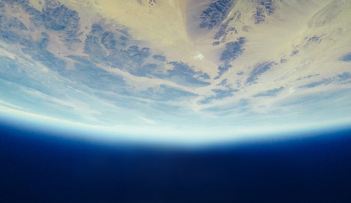 Foto della terra dallo spazio - 19 febbraio - Convegno: l’universo, la vita, il pensiero, la creatività AERA