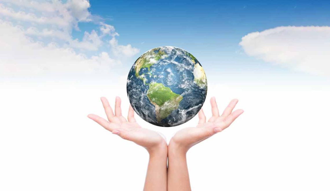 Manti che sollevano il pianeta terra - Earth Day AERA